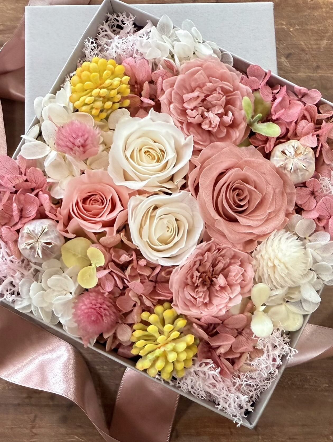 ・BOXフラワーアレンジメント・