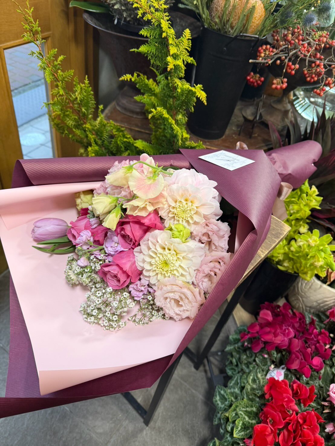 今日は雨の中、