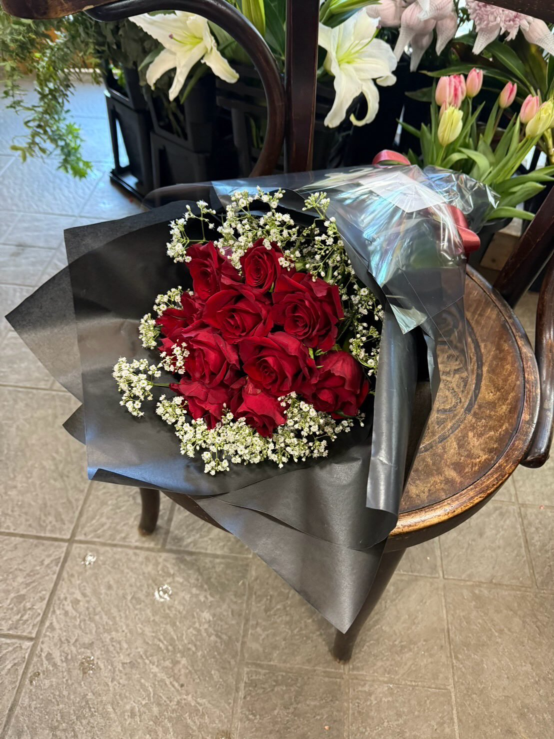 明日は成人式。