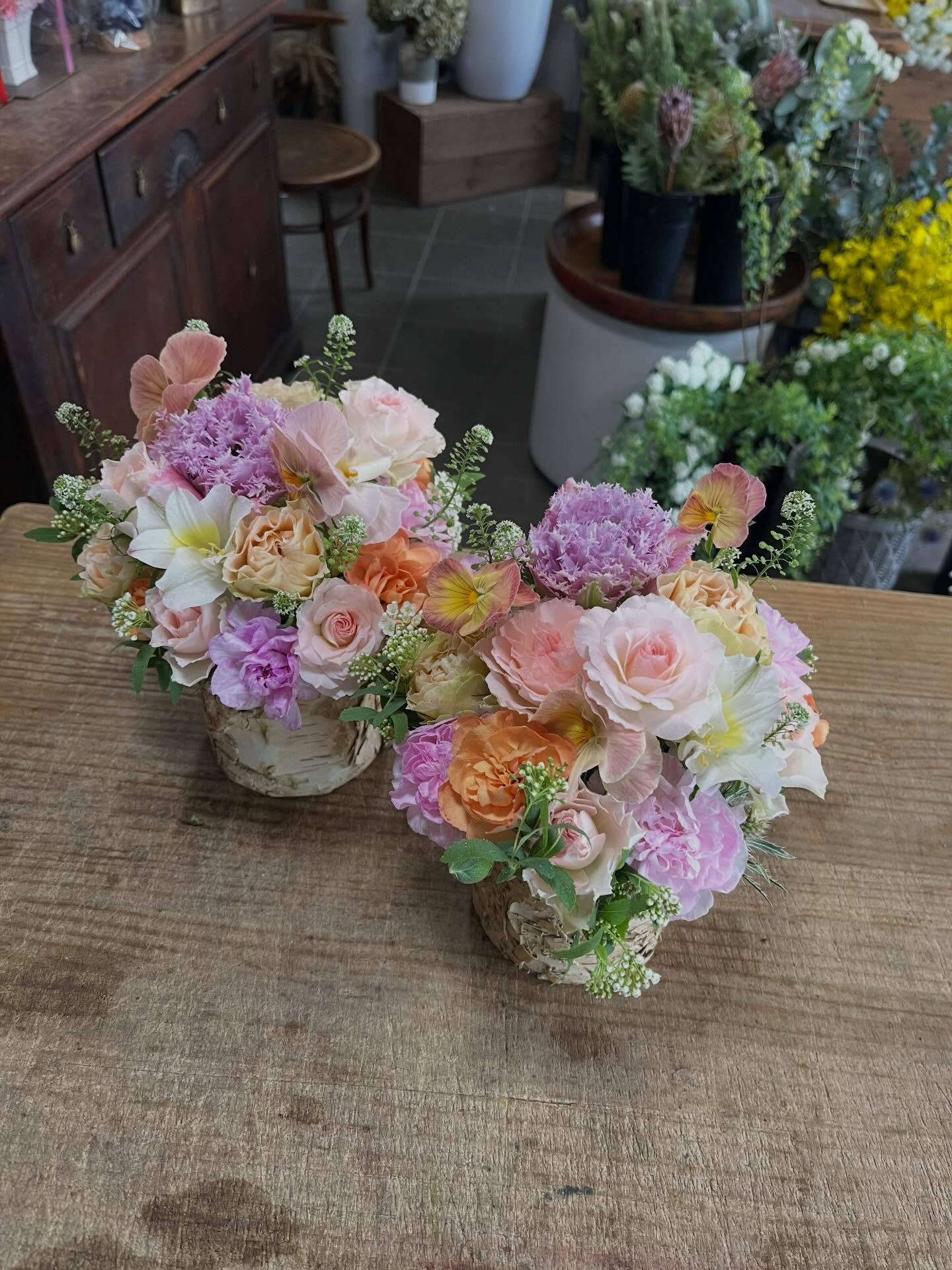 母の日アレンジメントフラワー受付始まりました